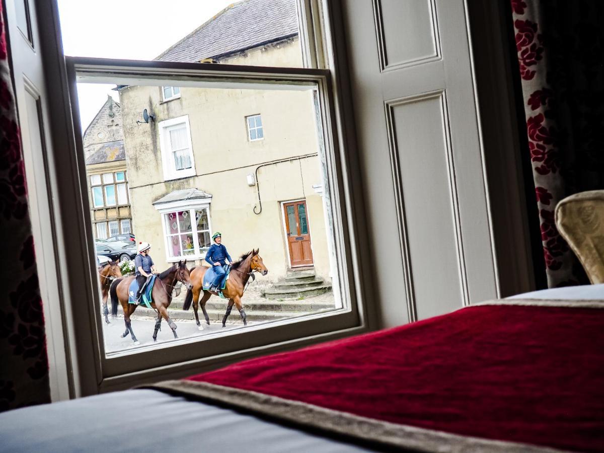 The Wensleydale Hotel Middleham Exterior foto